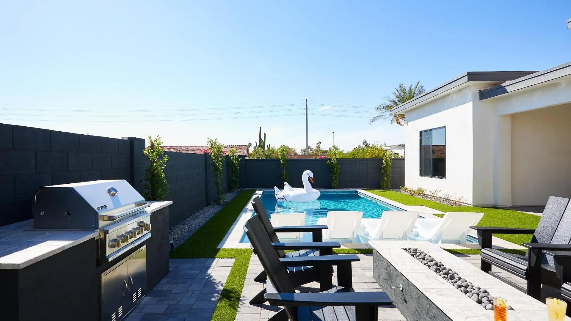 Semesterbostad Luxe - Solstice Retreat - Heated Pools - 2 Homes Scottsdale