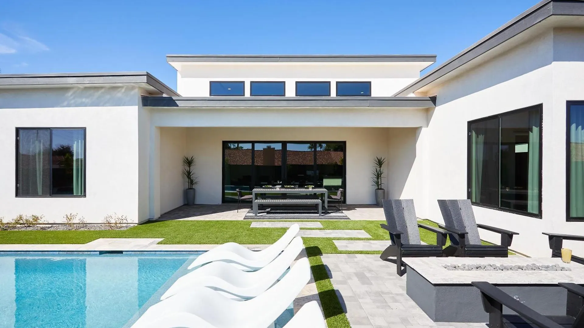 Luxe - Solstice Retreat - Heated Pools - 2 Homes Scottsdale 0*,  USA