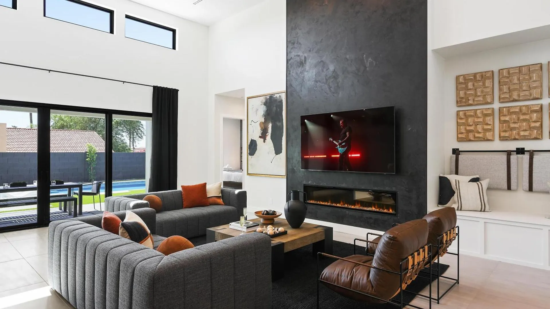 Luxe - Solstice Retreat - Heated Pools - 2 Homes Scottsdale